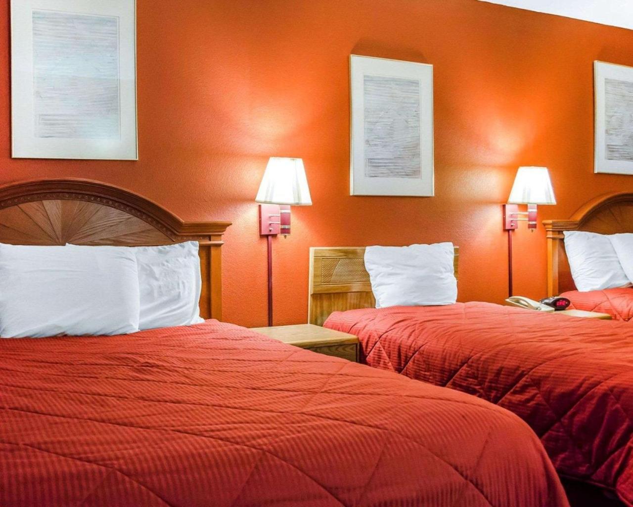 Rodeway Inn Гаррісберг Екстер'єр фото