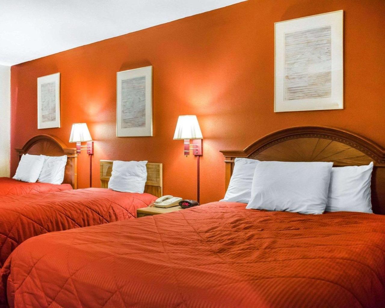 Rodeway Inn Гаррісберг Екстер'єр фото