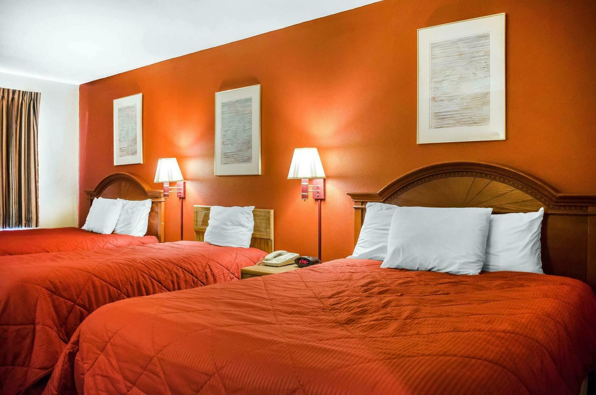 Rodeway Inn Гаррісберг Екстер'єр фото